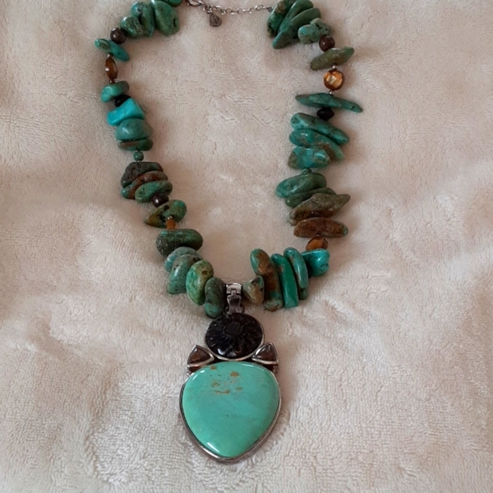 Turquoise necklace - Picture 3 of 3